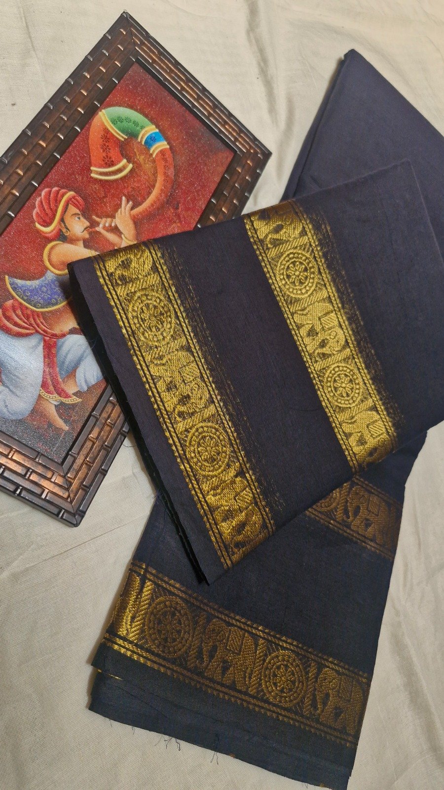 Premium Midnight Black With Antique Gold Zari Border Chettinad Cotton Saree Premium Midnight Black With Antique Gold Zari Border Chettinad Cotton Saree - Image 4