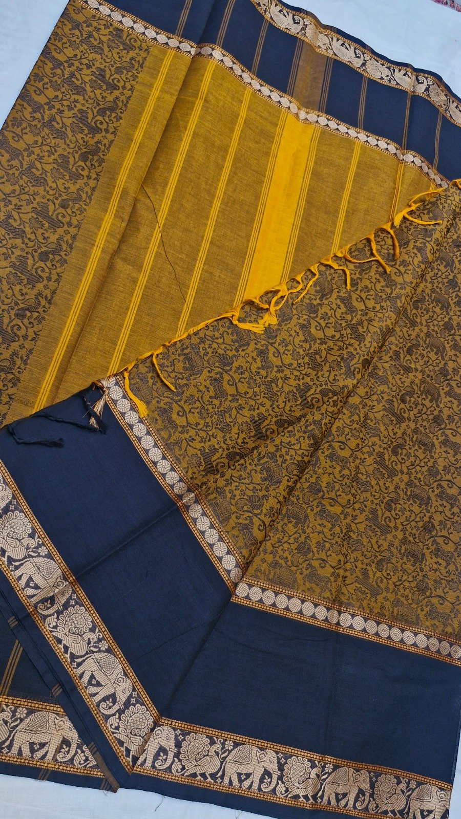 Antique Mustard Gold And Charcoal Black Premium Vanasigaram Kanchi Cotton Saree Antique Mustard Gold And Charcoal Black Premium Vanasigaram Kanchi Cotton Saree - Image 5