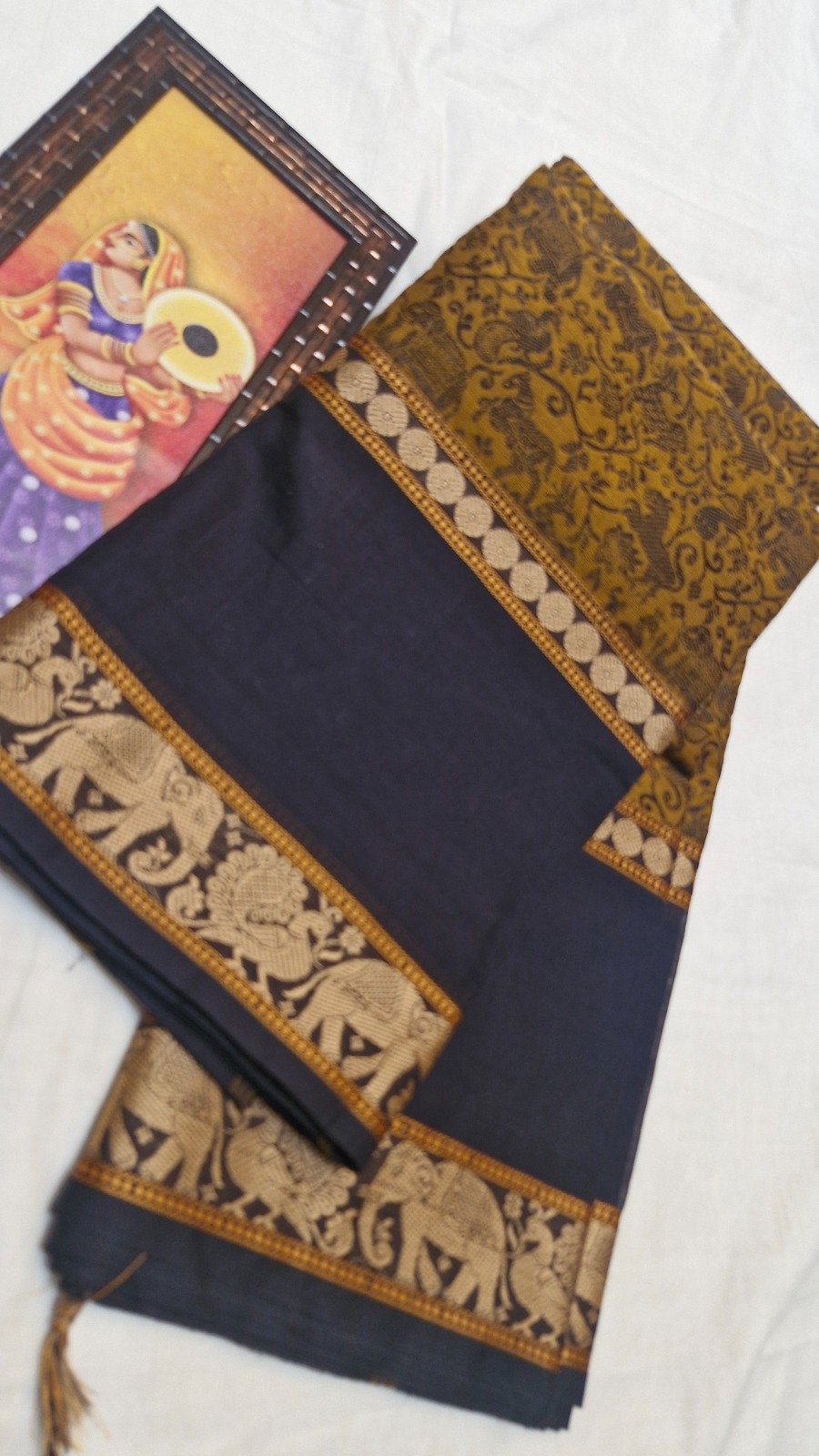 Antique Mustard Gold And Charcoal Black Premium Vanasigaram Kanchi Cotton Saree Antique Mustard Gold And Charcoal Black Premium Vanasigaram Kanchi Cotton Saree - Image 2