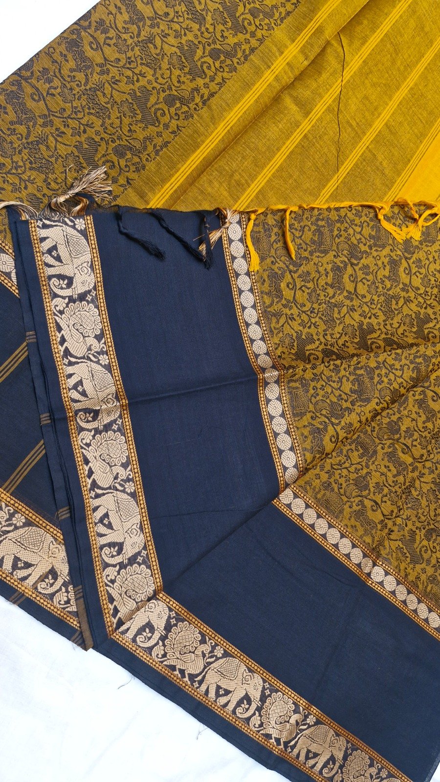 Antique Mustard Gold And Charcoal Black Premium Vanasigaram Kanchi Cotton Saree Antique Mustard Gold And Charcoal Black Premium Vanasigaram Kanchi Cotton Saree - Image 6