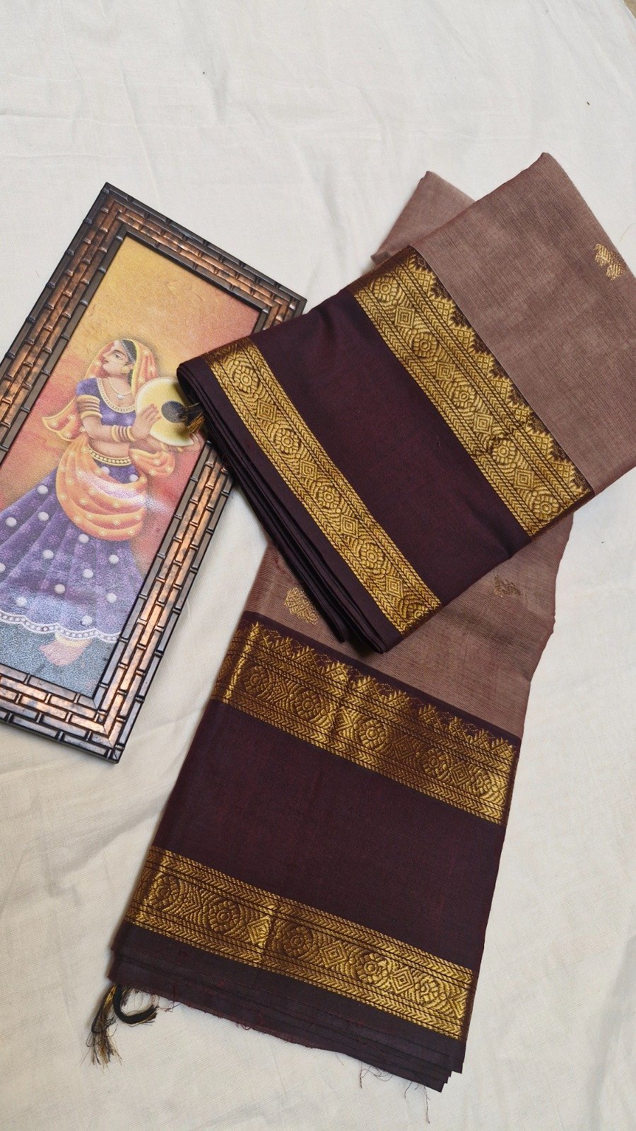 Dusty Mocha Taupe with Deep Chocolate Brown and Antique Gold Zari Border Premium Kanchi Cotton Saree with Rich Pallu Dusty Mocha Taupe with Deep Chocolate Brown and Antique Gold Zari Border Premium Kanchi Cotton Saree with Rich Pallu - Image 2