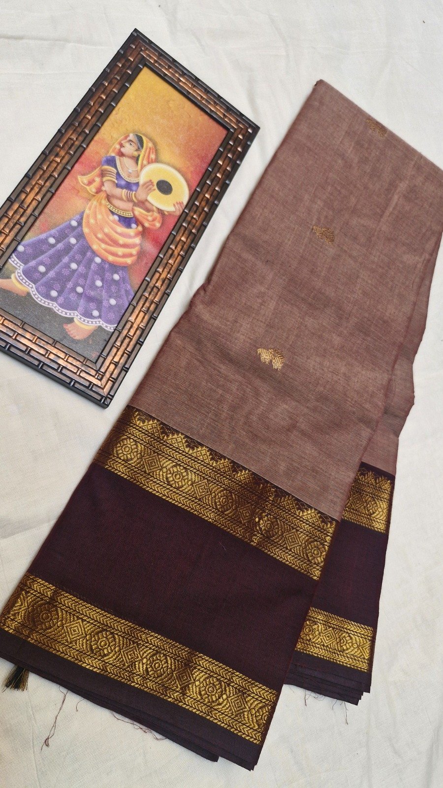 Dusty Mocha Taupe with Deep Chocolate Brown and Antique Gold Zari Border Premium Kanchi Cotton Saree with Rich Pallu Dusty Mocha Taupe with Deep Chocolate Brown and Antique Gold Zari Border Premium Kanchi Cotton Saree with Rich Pallu