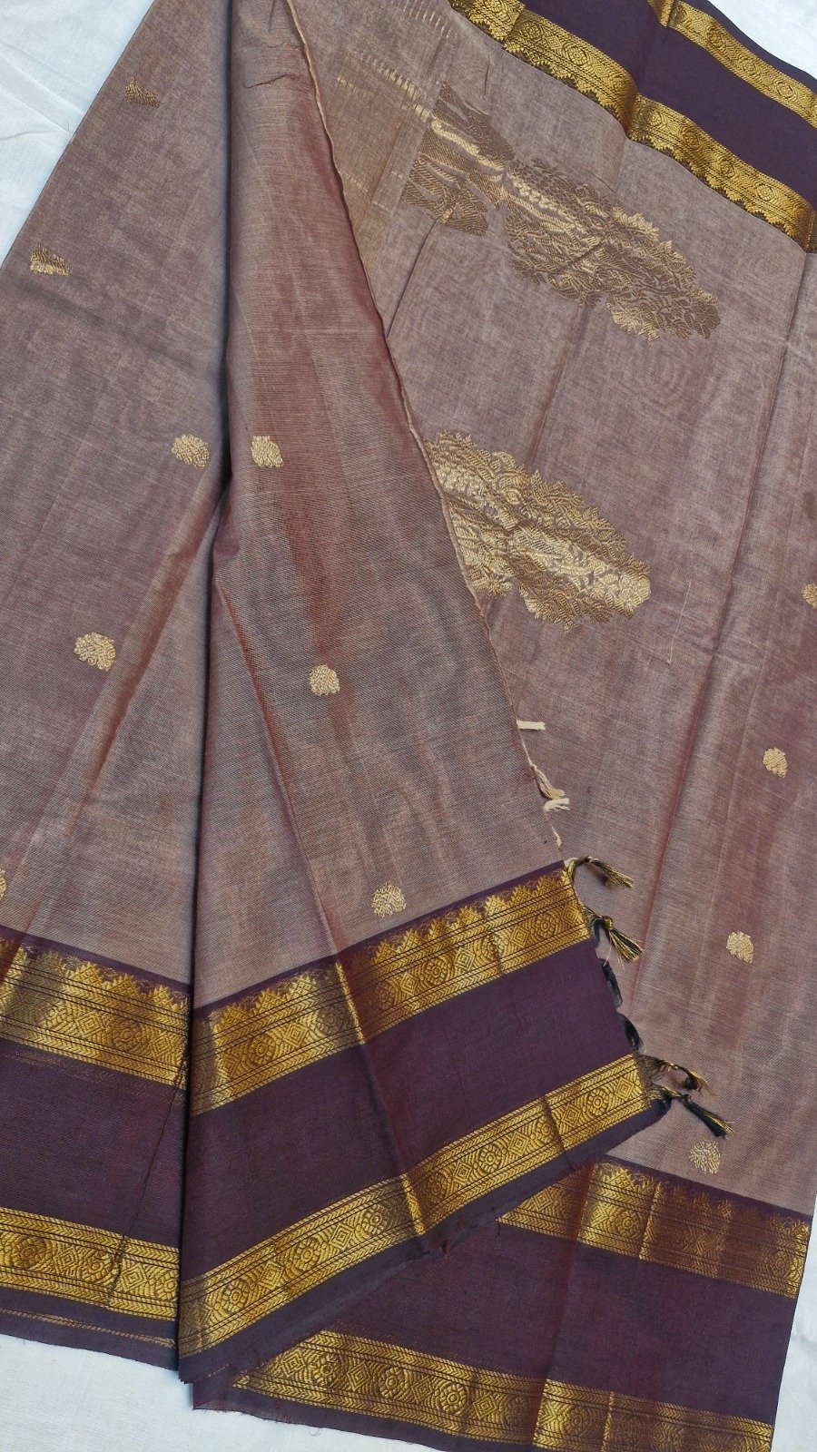 Dusty Mocha Taupe with Deep Chocolate Brown and Antique Gold Zari Border Premium Kanchi Cotton Saree with Rich Pallu Dusty Mocha Taupe with Deep Chocolate Brown and Antique Gold Zari Border Premium Kanchi Cotton Saree with Rich Pallu - Image 4