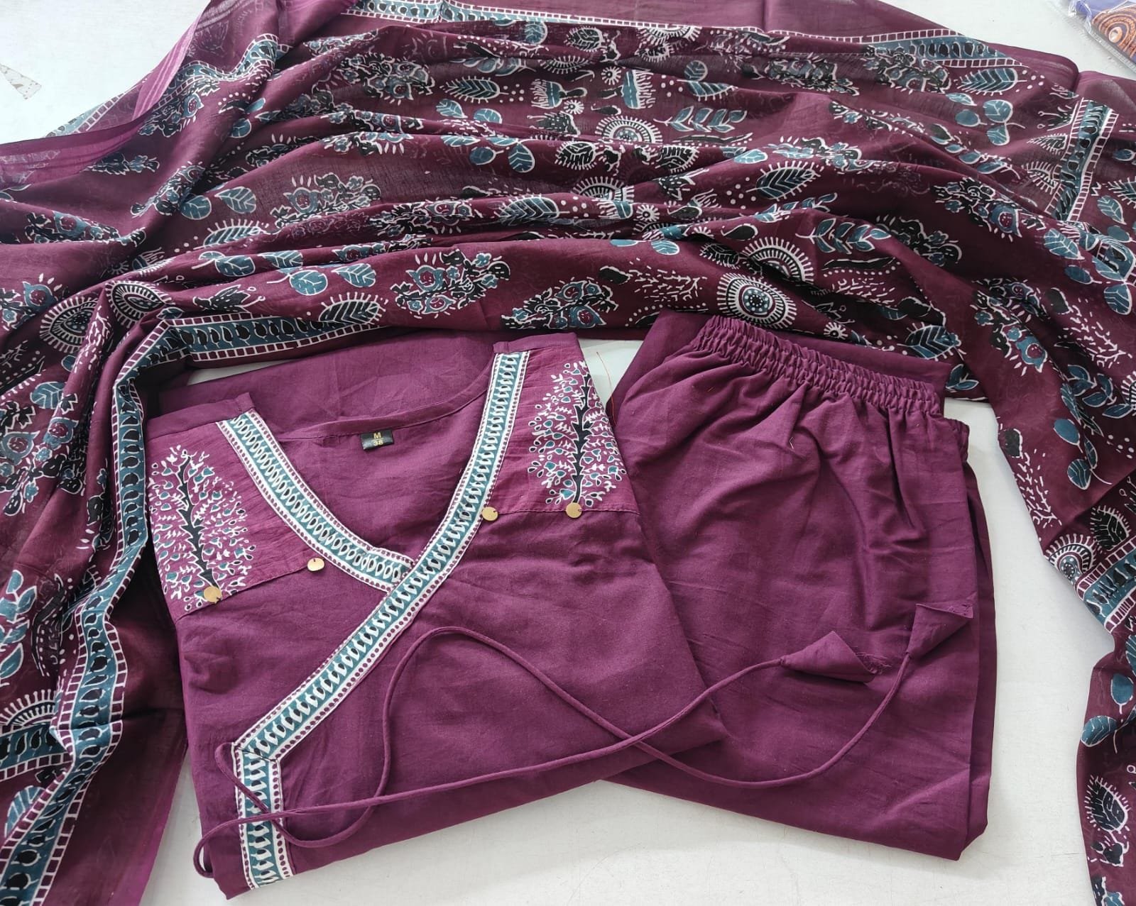 Floral Designer Purple And White Ready Made Shalwar Suit Floral Designer Purple And White Ready Made Shalwar Suit - Image 2