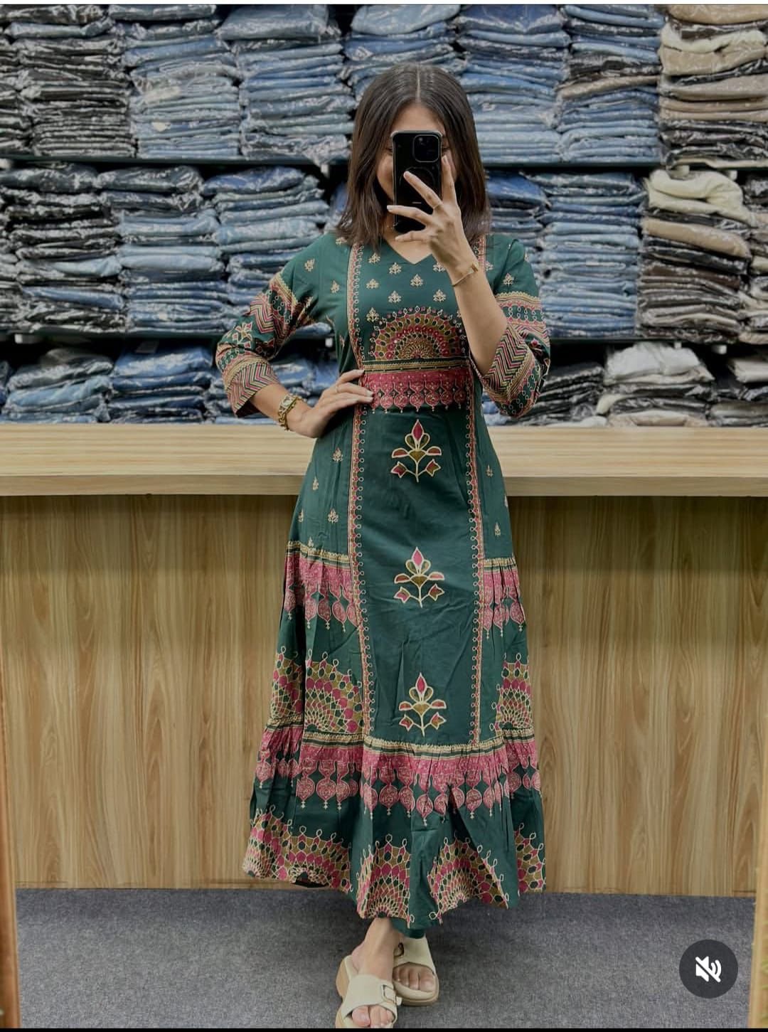 Floral Designer Dark Green Ready Made Shalwar Suit Floral Designer Dark Green Ready Made Shalwar Suit - Image 8