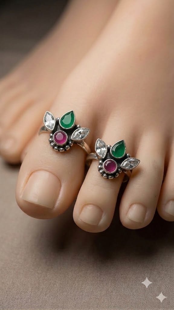 Flower Designer Green And White With Pink Stone Mixed Oxidised Toe Rings Flower Designer Green And White With Pink Stone Mixed Oxidised Toe Rings