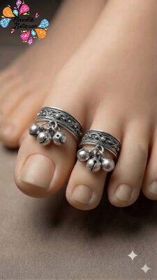 Floral Designer Oxidised Toe Rings