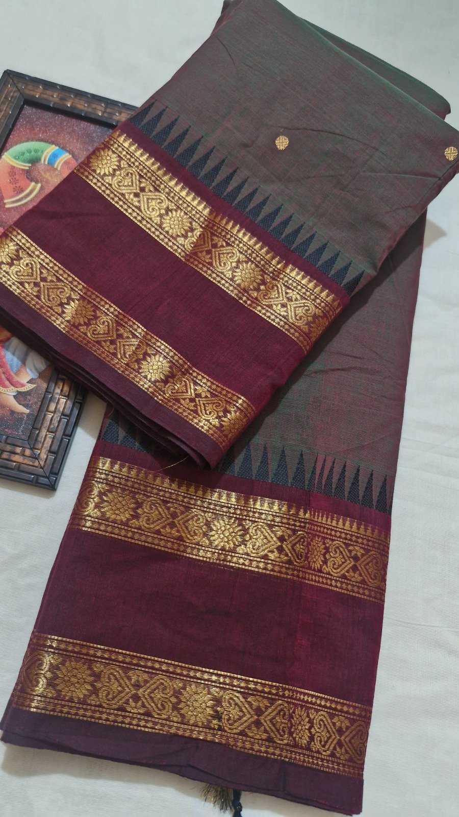 Brownish Grey With Dark Maroon Gold Zari Border Premium Kanchi Cotton Saree with Rich Pallu Brownish Grey With Dark Maroon Gold Zari Border Premium Kanchi Cotton Saree with Rich Pallu - Image 4