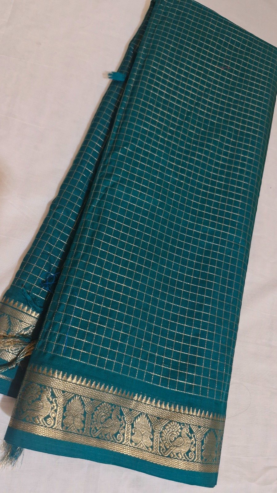 Peacock Green And Gold Zari Border Premium Kanchi Cotton Saree with Rich Pallu Peacock Green And Gold Zari Border Premium Kanchi Cotton Saree with Rich Pallu - Image 2
