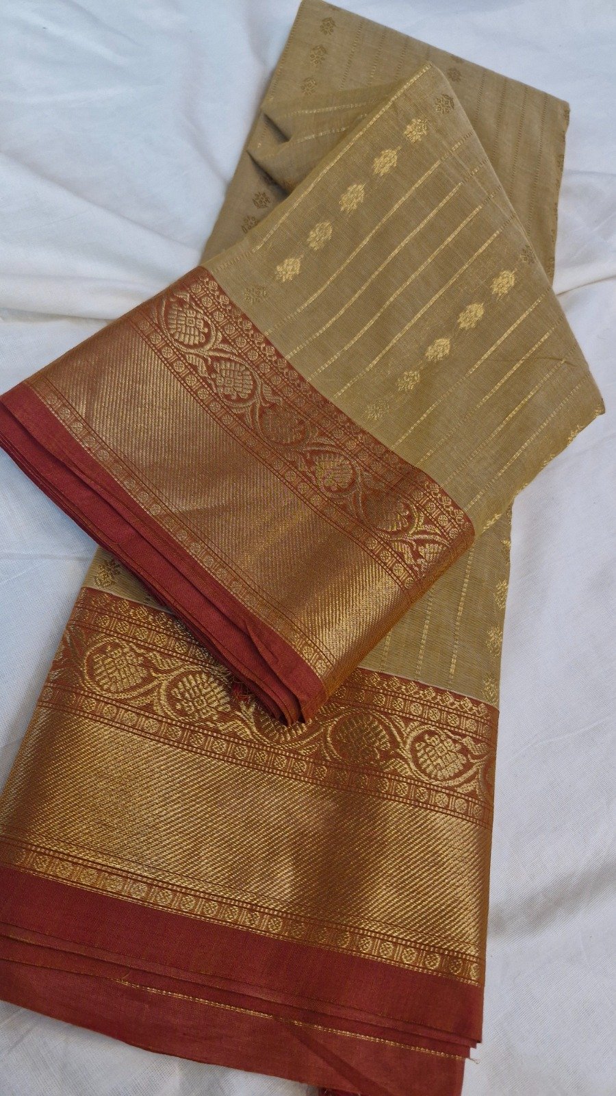 Golden Beige with Rust Maroon Border and Antique Gold Zari Work Premium Kanchi Cotton Saree with Rich Pallu Golden Beige with Rust Maroon Border and Antique Gold Zari Work Premium Kanchi Cotton Saree with Rich Pallu - Image 2