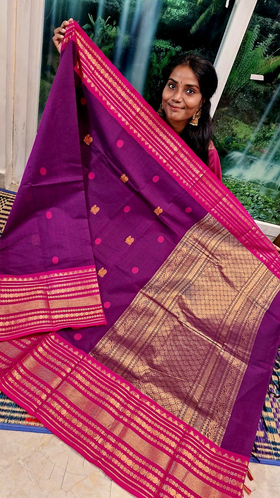 Dark Purple And Pink With Gold Zari Border Premium Kanchi Cotton Saree with Rich Pallu Dark Purple And Pink With Gold Zari Border Premium Kanchi Cotton Saree with Rich Pallu - Image 2