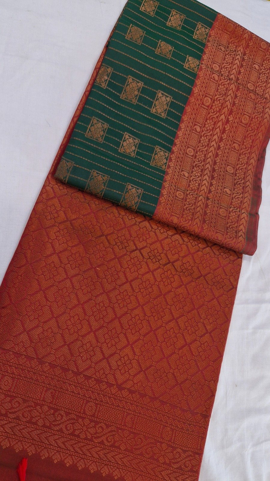 Floral Designer Dark Green With Dark Maroon Premium Semi Silk Saree Floral Designer Dark Green With Dark Maroon Premium Semi Silk Saree - Image 3