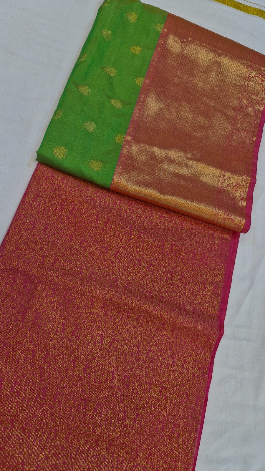 Floral Designer Green With Pink Premium Semi Silk Saree Floral Designer Green With Pink Premium Semi Silk Saree - Image 2