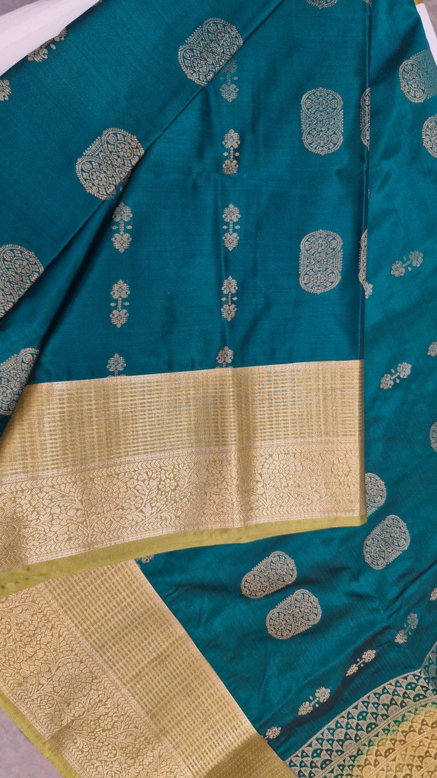 Floral Designer Peacock Blue With Olive Green Premium Semi Silk Saree Floral Designer Peacock Blue With Olive Green Premium Semi Silk Saree - Image 6