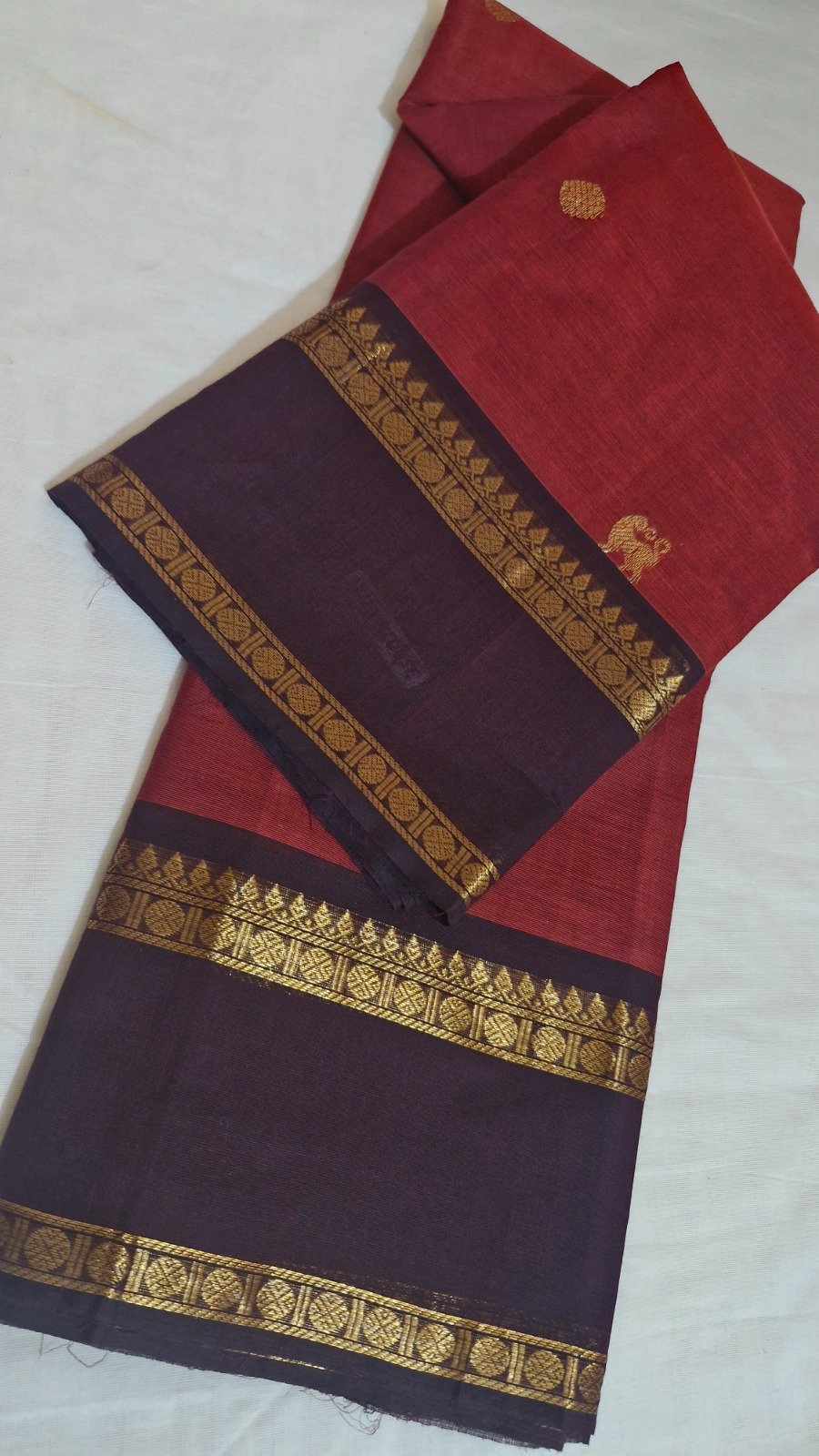Rust Red With Dark Maroon Border and Antique Gold Zari Border Premium Kanchi Cotton Saree with Rich Pallu Rust Red With Dark Maroon Border and Antique Gold Zari Border Premium Kanchi Cotton Saree with Rich Pallu - Image 4