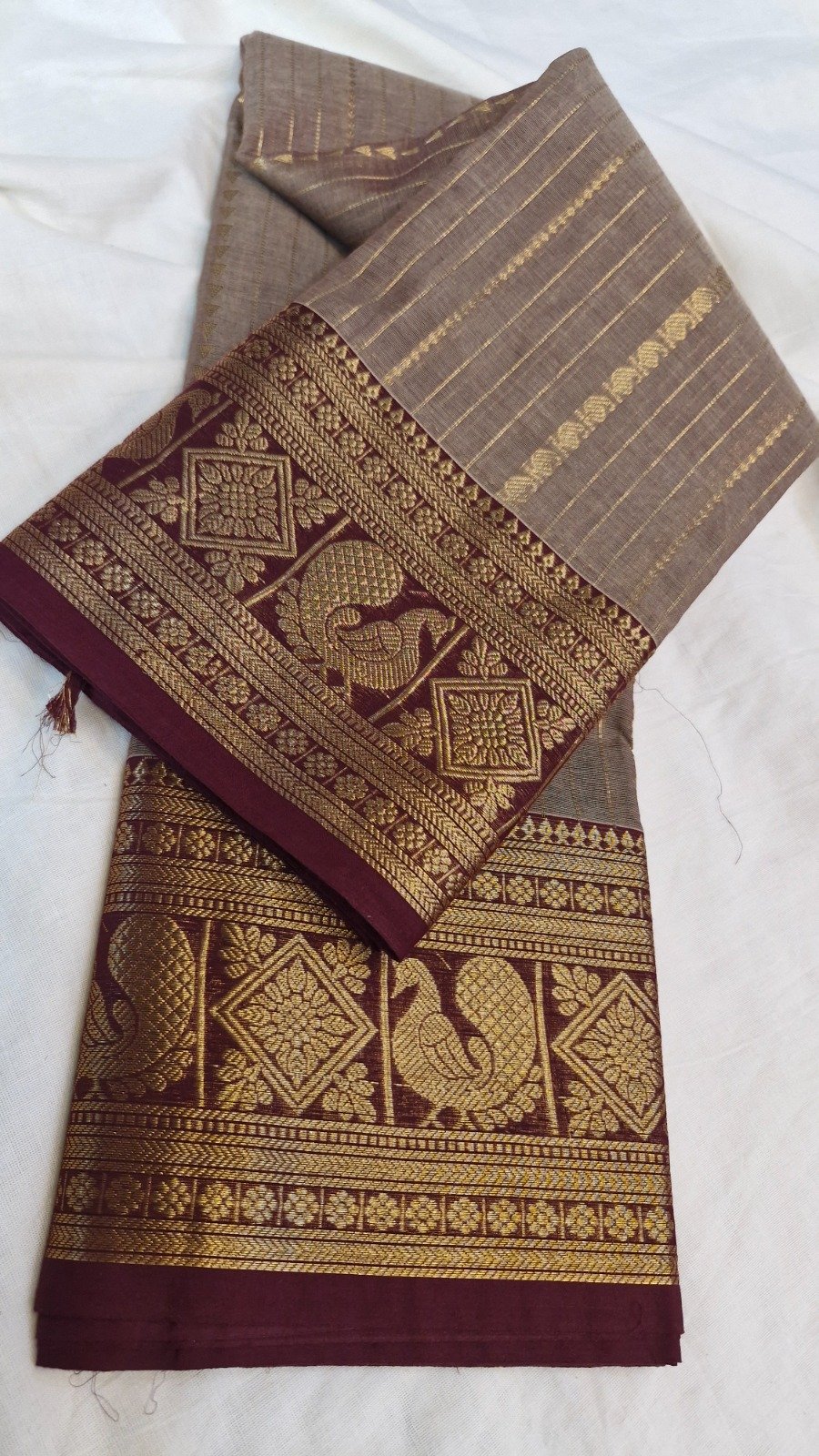 Taupe Brown with Deep Maroon and Antique Gold Zari Work Border Premium Kanchi Cotton Saree with Rich Pallu Taupe Brown with Deep Maroon and Antique Gold Zari Work Border Premium Kanchi Cotton Saree with Rich Pallu - Image 3