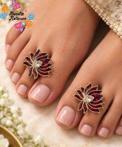 Lotus Designer Deep Maroon With White Stone Antique Gold Plated Toe Rings